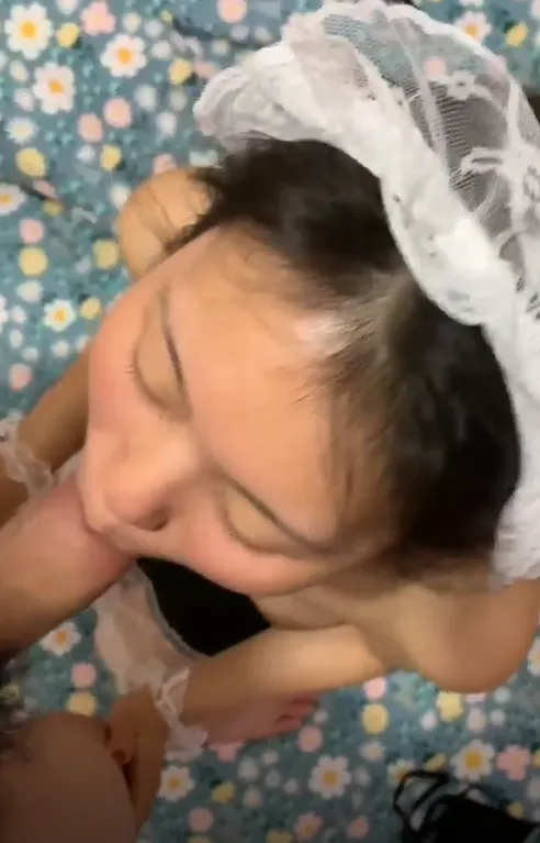 背着男友去酒吧嗨皮被别的男人带回家猛操